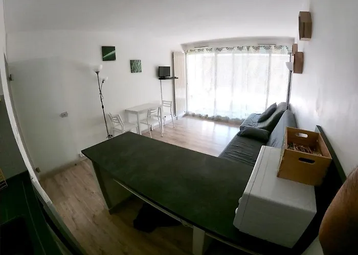 4 Couchages Port Du Cap D'agde 阿格德